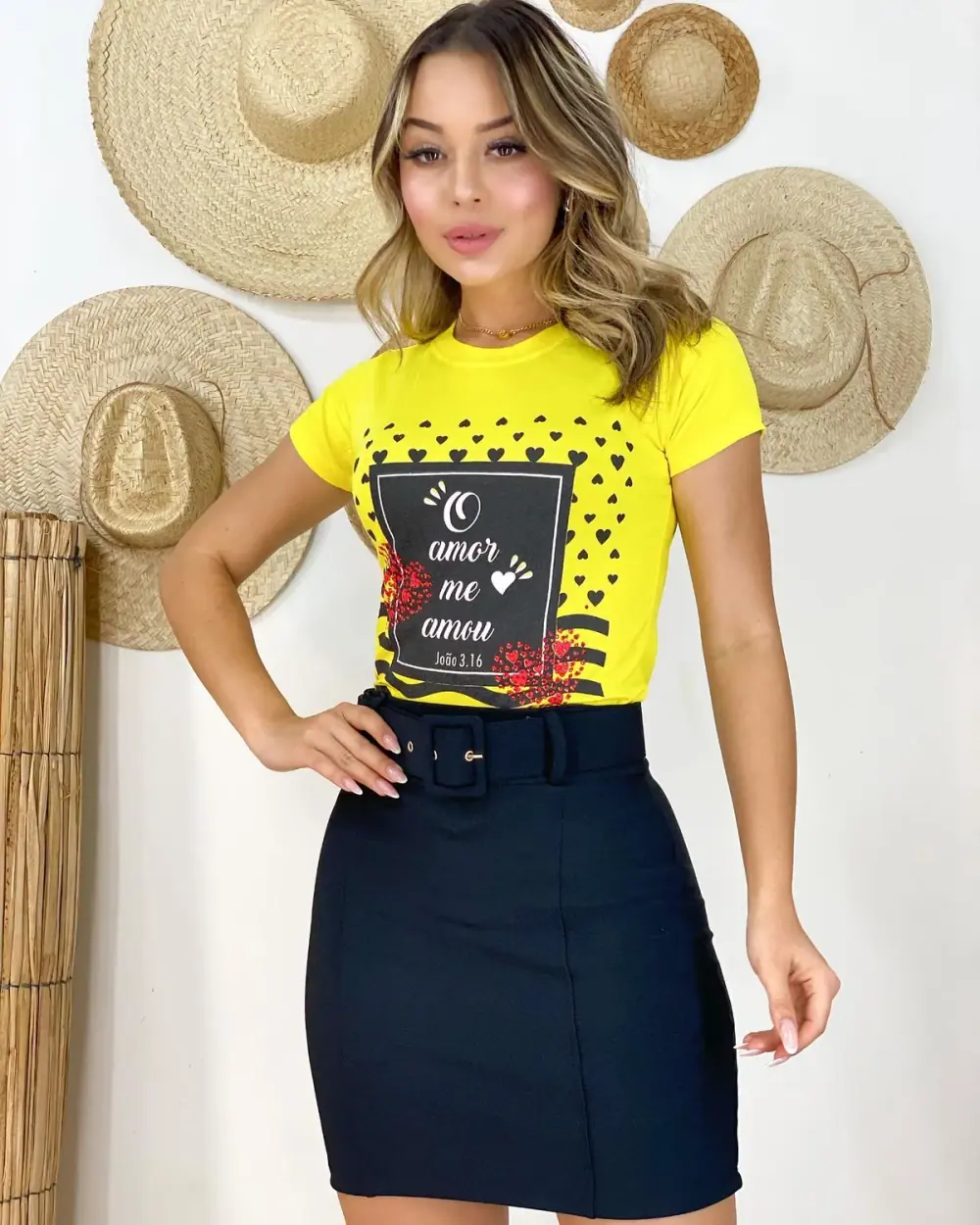 Baby look lisa com frase - Foto 1 - FC Takalu